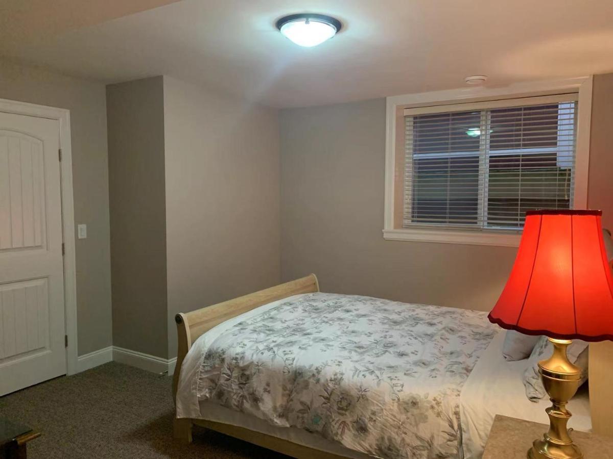 Mae Sweet Home Surrey Bagian luar foto