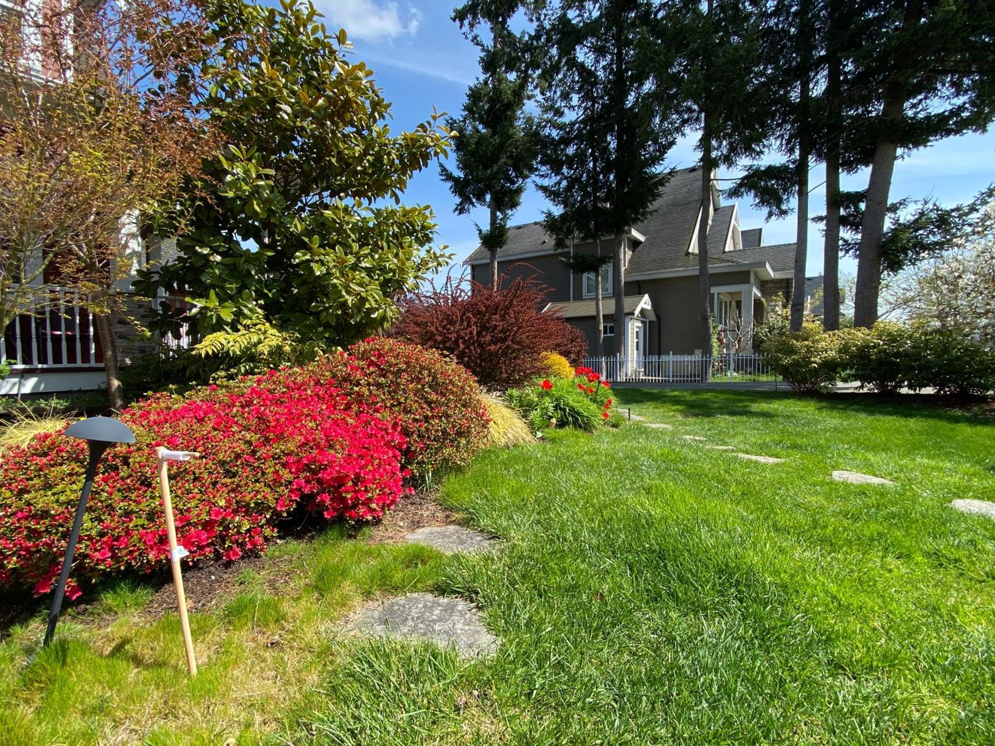 Mae Sweet Home Surrey Bagian luar foto
